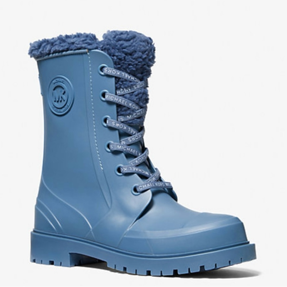 Michael Kors NWT Women’s Montaigne PVC Rainboot,Sz 6. Color Denim. Faux shearing